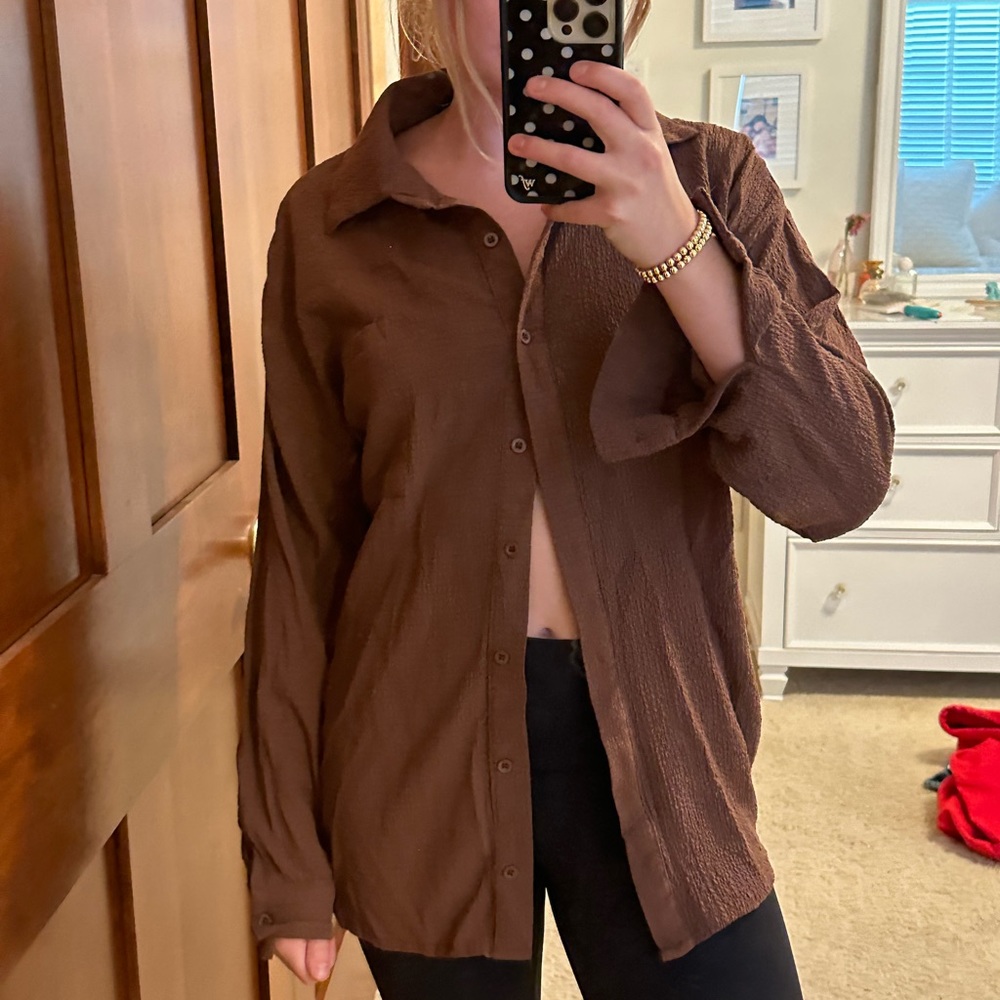 Pretty Little Thing Button Up (US 4)